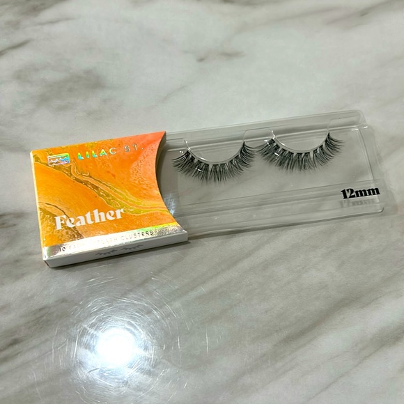 Lilac St Lashes - Picture 4 of 5